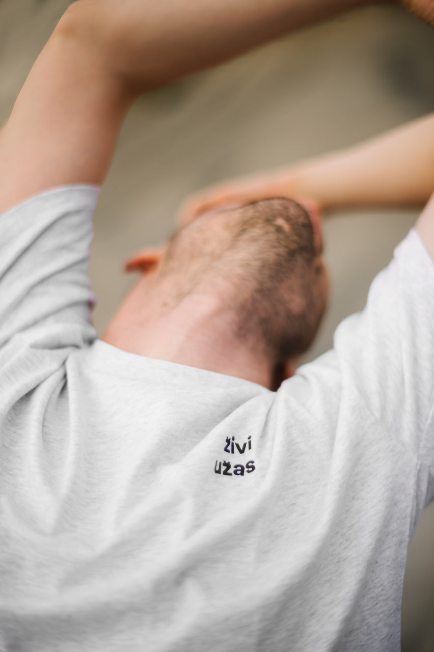 crop top 'živi užas'
