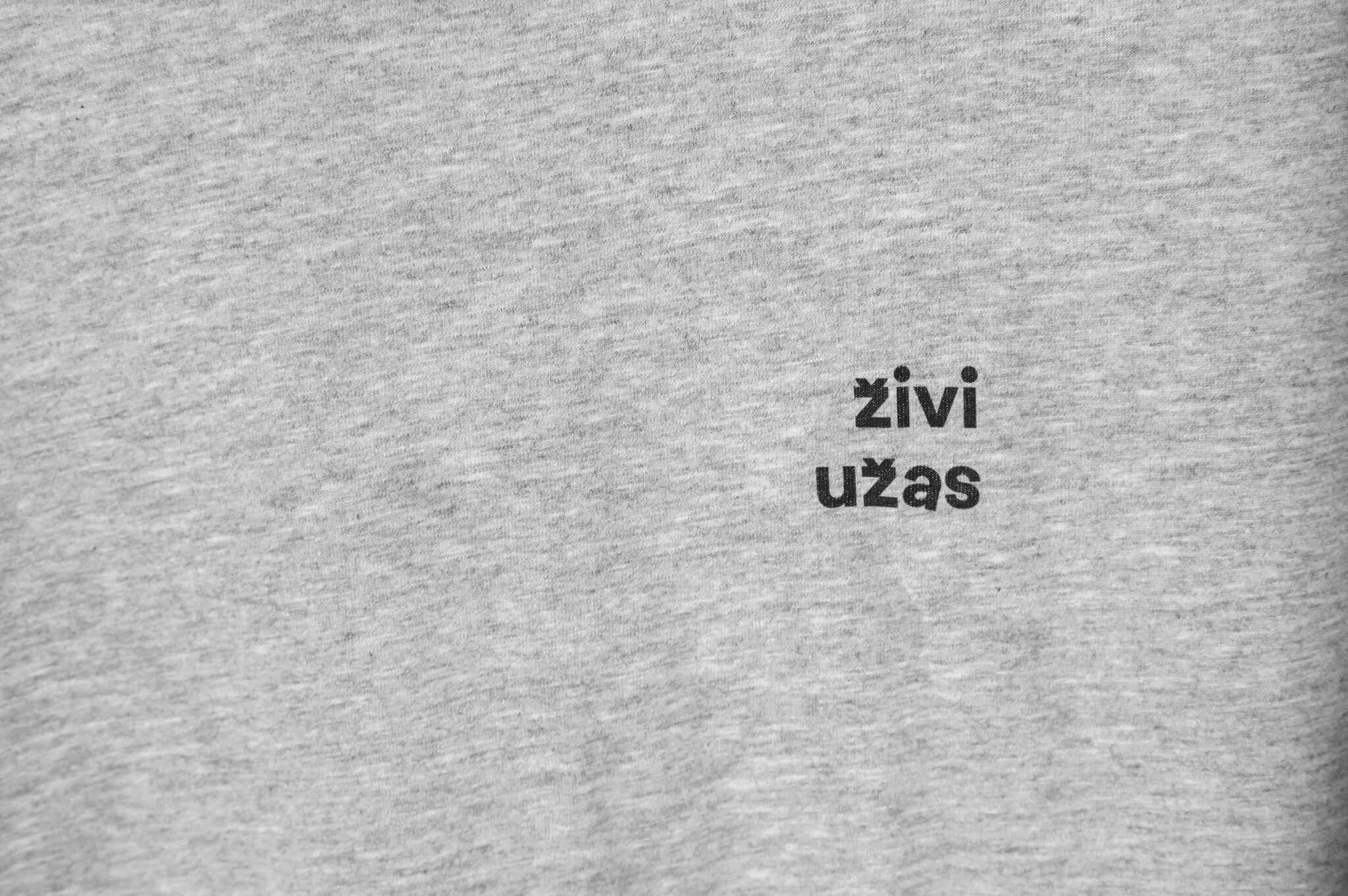 air tee 'živi užas'