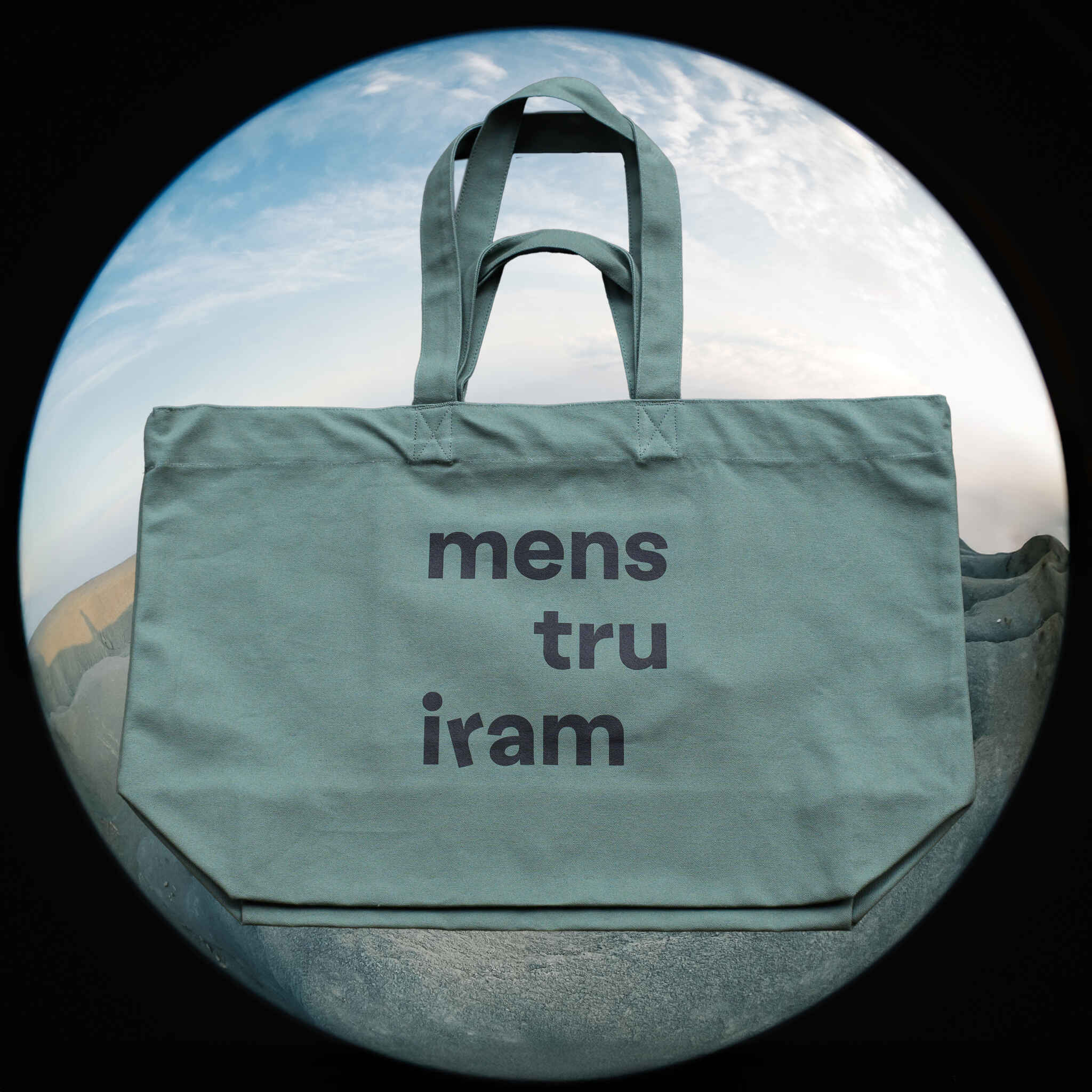 hybrid haul bag 'menstruiram'